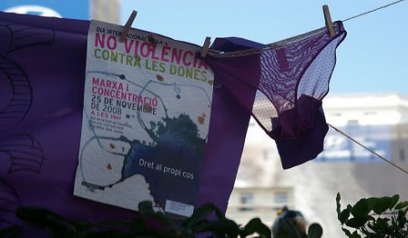 Feministes Indignades a Plaç Catalunya Feministes Indignades a Plaç Catalunya
